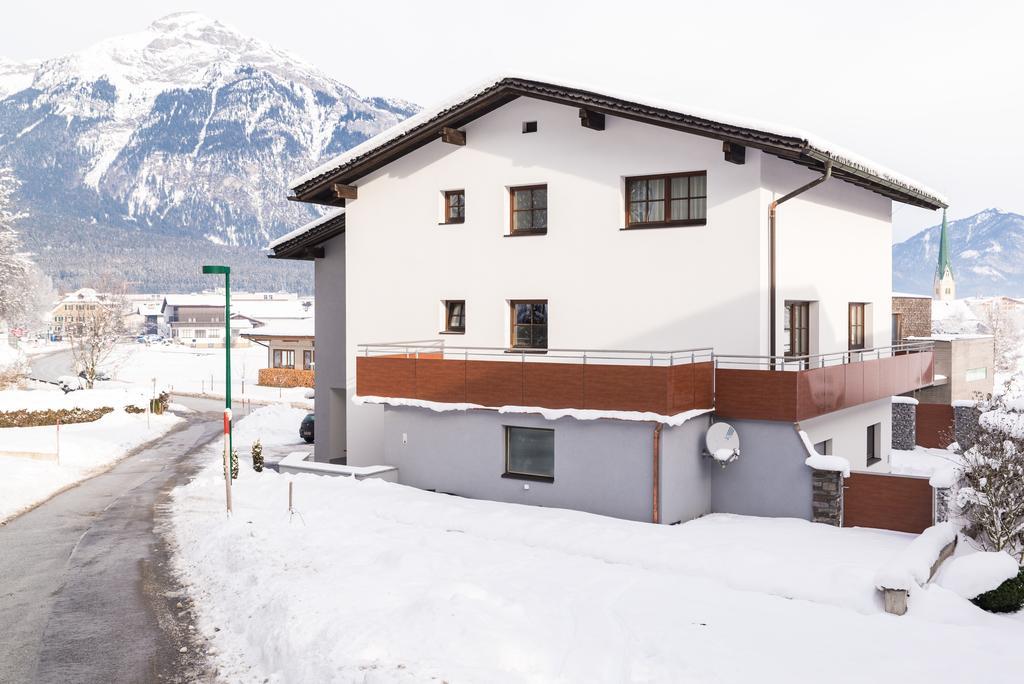 Apart Steiner Appartement Strass im Zillertal Buitenkant foto