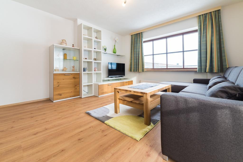 Apart Steiner Appartement Strass im Zillertal Buitenkant foto